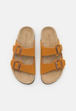 Pier One LEATHER UNISEX - Hausschuh - Cognac 9 Pier One LEATHER UNISEX - Hausschuh - Cognac -Schickes Schuh Geschäft 0a90b3f5ba3a4e3880ec5567c19f8d23