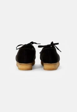 Clarks Originals WALLABEE - Sportlicher Schnürer - Black Vegan 11 Clarks Originals WALLABEE - Sportlicher Schnürer - Black Vegan -Schickes Schuh Geschäft 148c2ba20e134c08a532140600edeb8a