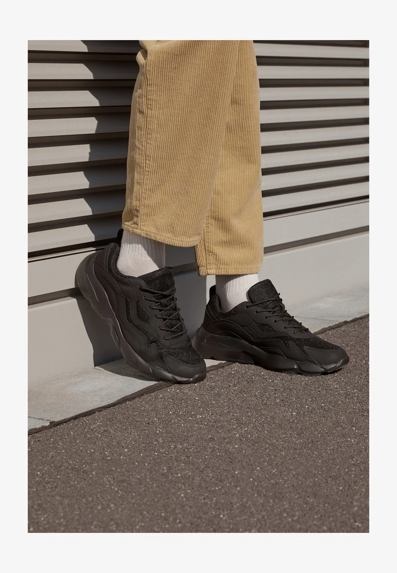 YOURTURN UNISEX - Sneaker Low - Black 3 YOURTURN UNISEX - Sneaker Low - Black – Bild 3