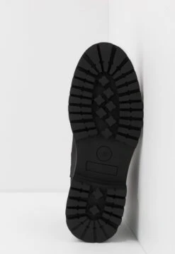 Pier One UNISEX - Stiefelette - Black 10 Pier One UNISEX - Stiefelette - Black -Schickes Schuh Geschäft 3cdd5d0e98464557b3e6ff10c0d3bf9c