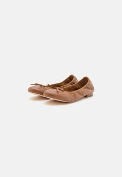 Pier One LEATHER - Klassischer Ballerina - Cognac 8 Pier One LEATHER - Klassischer Ballerina - Cognac -Schickes Schuh Geschäft 423dda3ca2834c0da9a6344c8e9fe28c