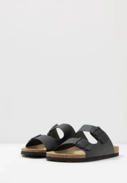 Pier One UNISEX - Hausschuh - Black 10 Pier One UNISEX - Hausschuh - Black -Schickes Schuh Geschäft 49b88a5608544818b2796aa3a67e7add