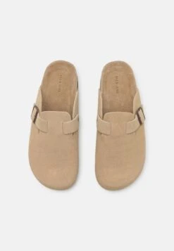 Pier One LEATHER UNISEX - Clogs - Beige 9 Pier One LEATHER UNISEX - Clogs - Beige -Schickes Schuh Geschäft 60310edcb16944af817e40c7ae62c73a