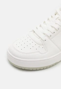 YOURTURN UNISEX - Sneaker Low - White 11 YOURTURN UNISEX - Sneaker Low - White -Schickes Schuh Geschäft 74ec67fa000b40a7af0cdb66d7c55726