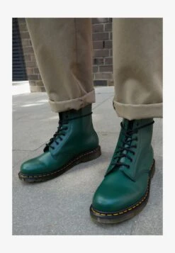 Dr. Martens 1460 BOOT - Schnürstiefelette - Green Smooth -Schickes Schuh Geschäft 8f0f0754f0f54b599c78a4233ef1b4bf