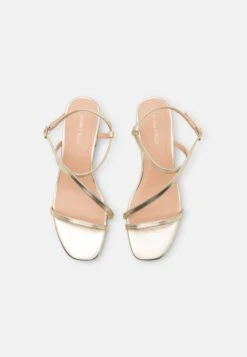 Riemensandalette - Gold -Schickes Schuh Geschäft 92db7f206b1e4e929ec1a79d3b6a922c