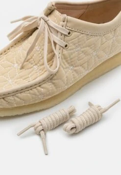 Clarks Originals WALLABEE - Schnürer - Maple Combination 11 Clarks Originals WALLABEE - Schnürer - Maple Combination -Schickes Schuh Geschäft 97d6467114404116a8b52185ad9b3781