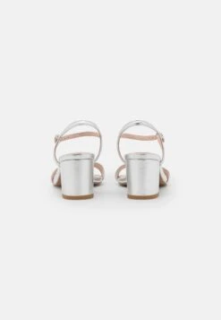 Anna Field LEATHER - Riemensandalette - Silver 9 Anna Field LEATHER - Riemensandalette - Silver -Schickes Schuh Geschäft a392da5215d34f83bf182dde831793cf