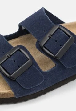 Pier One LEATHER UNISEX - Hausschuh - Dark Blue -Schickes Schuh Geschäft a5a88158e25a4eb4b3e59dc262861c25