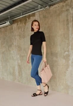 Anna Field Riemensandalette - Black 10 Anna Field Riemensandalette - Black -Schickes Schuh Geschäft def7c888bbf249018b3e1d7266ef48c1