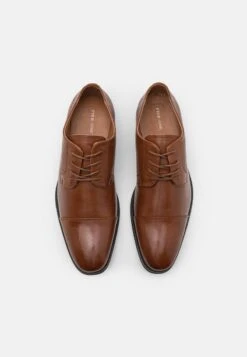 Pier One Schnürer - Tan -Schickes Schuh Geschäft e70dfd7585884f65bc3154a31f3e955e